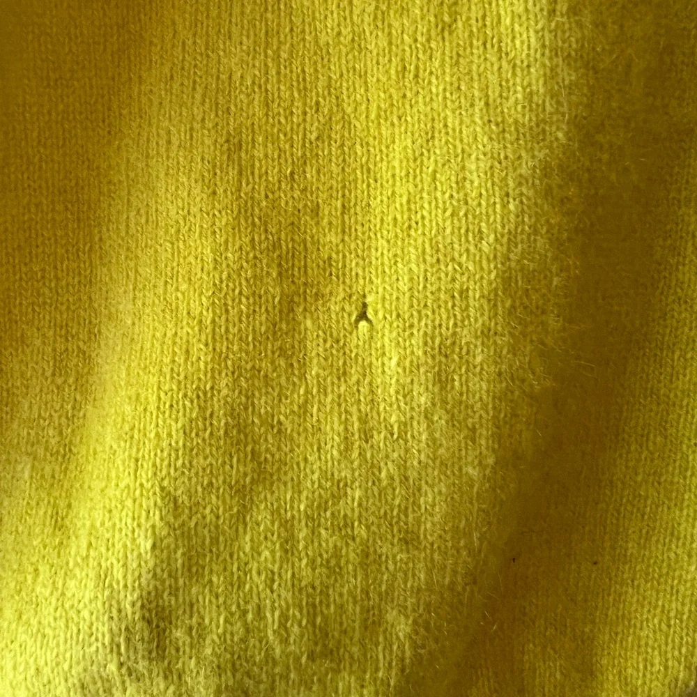 Boden Cashmere Sweater - Picture 4 of 6